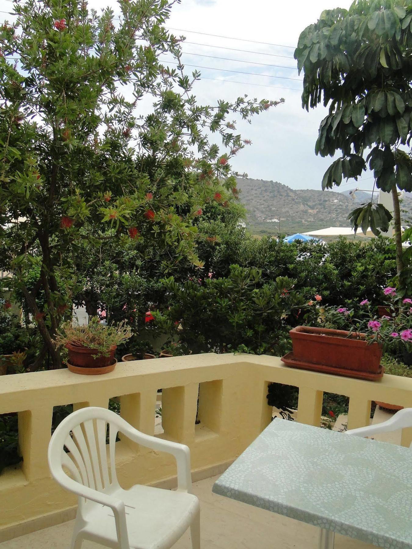 Paradise Inn Milatos Exteriér fotografie